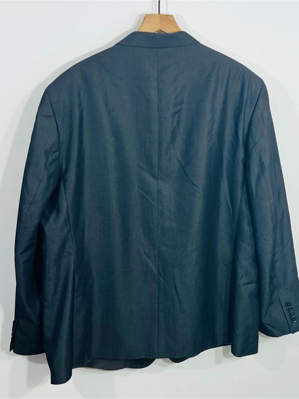 Perry Ellis 33 cared length